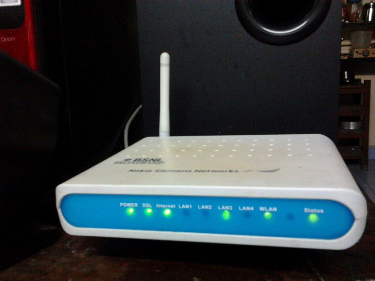 1280px-BSNL_Chennai_Broadband's_Wi-Fi_modem_from_Nokia_Siemens_Networks