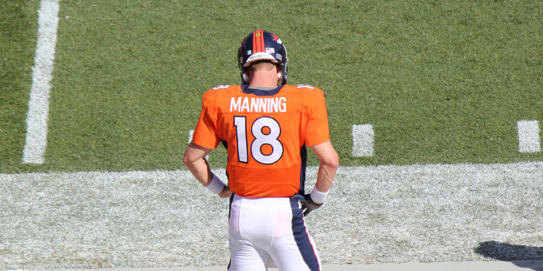 Ceathrúchúlaí na Denver Broncos, Peyton Manning.