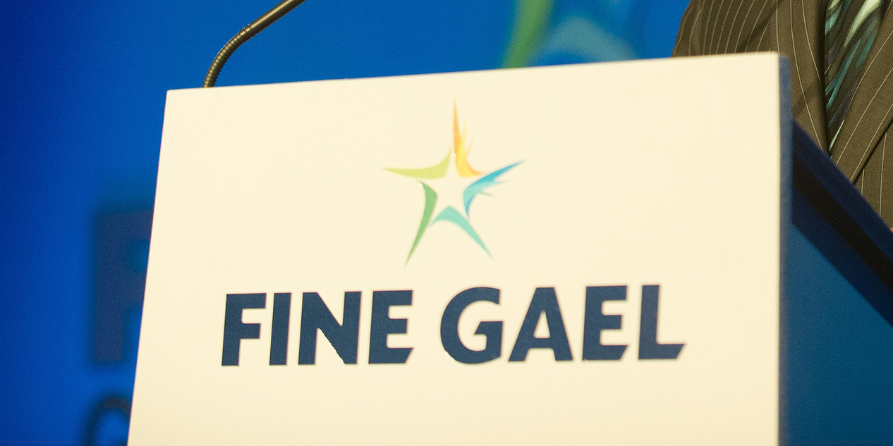 Baill óga Fhine Gael ag súil le ‘hathrú bunúsach’ sa pháirtí i leith na Gaeilge