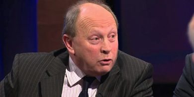 Cúis shoiléir le liosta fada na gceap milleáin ag an DUP