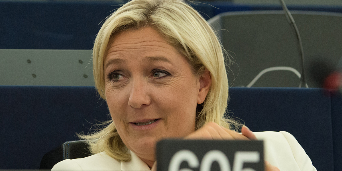 Le Pen ag bagairt ar an Aontas Eorpach go fóill