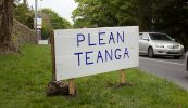 Imní faoi oifigigh pleanála teanga a bheith ‘dóite amach’ ag obair ‘uaigneach’