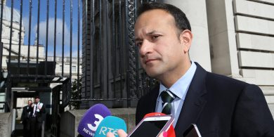 Rás aisteach agus cás aisteach Fhine Gael