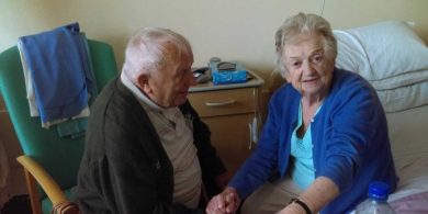 Rabhadh dúinn uilig i scéal léanmhar mhuintir Devereaux