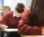Polasaí na Roinne Oideachais fós ag cothú fuatha don Ghaeilge laistigh agus lasmuigh den seomra ranga