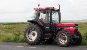 Má bhíonn bosca amháin fágtha gan líonadh, beidh aimsir ar an bhfeilméara teacht as an tranglam