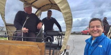 Inis Oírr an chéad céim eile ar aistear CLG Kammy agus Stelling