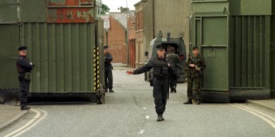 Droim Crí – ba mhór an feall é an dul chun cinn a ligean le sruth