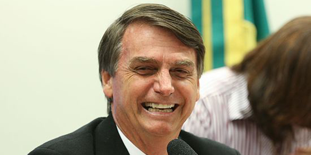 TUAIRISC ÓN mBRASAÍL: Bua ollmhór á thuar do Jair Bolsonaro, ‘Hitlerín na dTrópaicí’