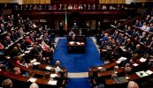 An tábhachtaí le cuid mhór de phobal na hÉireann an stair ná fadhbanna a réiteach?