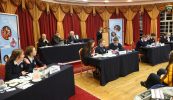 Scoileanna Gaeltachta agus lán-Ghaeilge réidh do Chraobh Díospóireachta na hÉireann