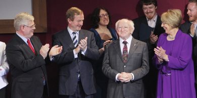 Tá toghchán Uachtaránachta ag teannadh linn nach dteastaíonn ó pháirtí ar bith