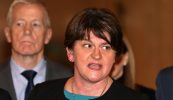 An DUP mar a bheadh siad ar chrandaí bogadaí