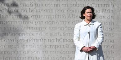 10 gcinn de dheiseanna (agus roinnt dúshlán) ag Mary Lou, Uachtarán nua Shinn Féin