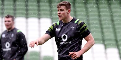 Ringrose le teacht isteach lár páirce agus foireann na hÉireann ainmnithe