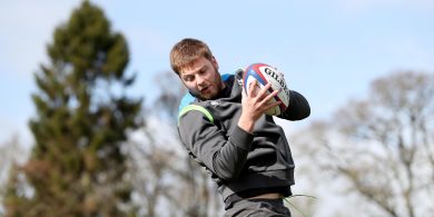 Henderson a bheith roghnaithe an t-aon athrú ar fhoireann na hÉireann don chluiche mór