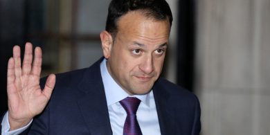Ní raibh aon bhaint ag Rialtas na hÉireann le scríobh ná le foilsiú an cholúin seo…