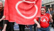 GRAFAIC EOLAIS: Deiseanna do Ghaeilgeoirí óga á lorg ar ‘Lá Dearg na Mac Léinn’ i nGaillimh inniu