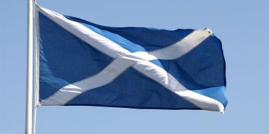 Aitheantas do cheantair oifigiúla ‘Ghaeltachta’ in acht teanga nua na hAlban 