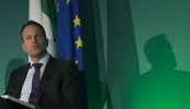 Lárionad na Gaeilge i mBÁC – cén áit ab fhearr, cad ba chóir a bheith ann agus cad ba chóir a sheachaint?