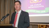 Achainí déanta ar McHugh go ndéanfadh sé ‘beart de réir a bhriathair’ maidir le bunú scoileanna Gaeilge