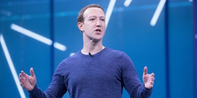 Thar am ag an rialtas smacht a chur ar Facebook