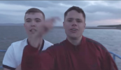 FÍSEÁN: ‘Tá na Baggies ar an talamh’ – amhrán úr le Kneecap agus MC Muipéad