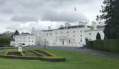 Cé a bheadh ag iarraidh post mar Uachtarán?