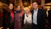 GAILEARAÍ: Lán báid d’fhilí, lucht farraige agus cairde eile ag oíche ómóis do Danny Mac an tSíthigh