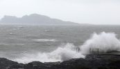 Stoirm Atiyah – rabhadh oráiste eisithe don Domhnach