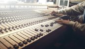Cinneadh déanta nach raibh mír ar ‘Liveline’ faoin nGaeilge claonta agus míchothrom