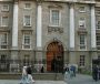 Vóta caite ag mic léinn i gColáiste na Tríonóide le feachtasaíocht a dhéanamh ar son ‘Gael-ollscolaíocht’