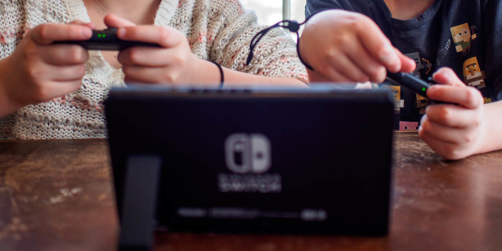 Níl Daidí na Nollag in ann Nintendo Switch a dhéanamh? Sin seafóid, Mamaí…