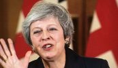May ag súil go mbeidh an tríú huair sona agus an Breatimeacht curtha siar ar mhaithe le vóta eile