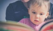 Má tá fíorghrá agat don Ghaeilge, bí deas leis na Gaeilgeoirí nach dtógann a bpáistí le Gaeilge