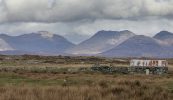 ‘Ní áit mhaith í Éire do lucht siúl cnoc agus siúlóidí’