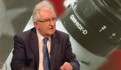 FÍSEÁN: ‘Éagórach ar fad a bheith ag súil go dtabharfaidh dream áitiúil an teanga slán’ – Ó Tuathaigh