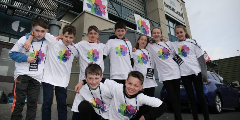 GAILEARAÍ/FÍSEÁN: Scoileanna Gaeilge agus Gaeltachta ó gach cearn den tír ag ‘Tech Féile’ i nGaillimh