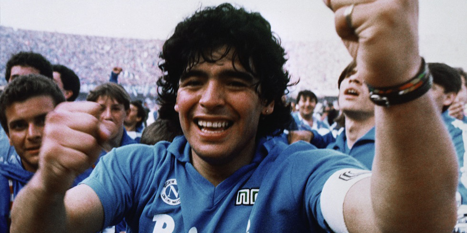 LÉIRMHEAS: Is ag Diego agus ag Maradona is fearr atá fios…