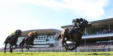 ‘Genteel racegoers’ agus ‘rough and ready Irish speakers’ – 150 bliain de rásaí na Gaillimhe