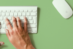 An scríbhneoir mé a thuilleadh? Tá súil agam é…