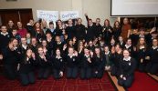An bua ag daltaí an Spidéil agus na Ceathrún Rua ag craobh díospóireachta na hÉireann