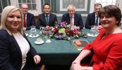 Cá bhfuil an t-airgead? Ní haon ceist áiféiseach ag lucht Stormont é…
