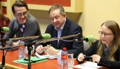 Bun agus barr na polaitíochta ainm aitheanta a bheith agat