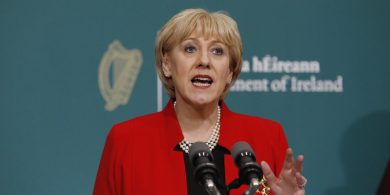 Gealltanas tugtha ag Heather Humphreys go bhfoghlaimeodh sí an Ghaeilge dá dtoghfaí í