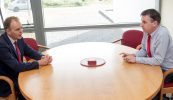 Teip na Roinne Oideachais maidir le Gaeilge ar shuíomh Ardteiste á scrúdú