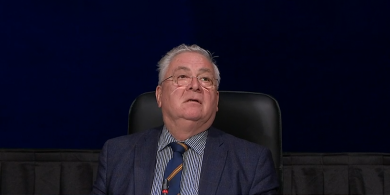 FÍSÉAN: ‘Tá mé thuas anseo!’ a bhéic an Gaeilgeoir i nDáil Éireann