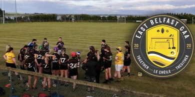 Gaeilge agus Ultais le feiceáil ar shuaitheantas chumann CLG nua in oirthear Bhéal Feirste