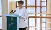 ‘Ní dhéanfar athrú ar stádas na Gaeilge már ábhar éigeantach don Ardteist’ – An tAire Oideachais