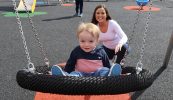 GAILEARAÍ: Spraoi is spórt ag páistí agus páirc spraoi nua oscailte ar An Spidéal